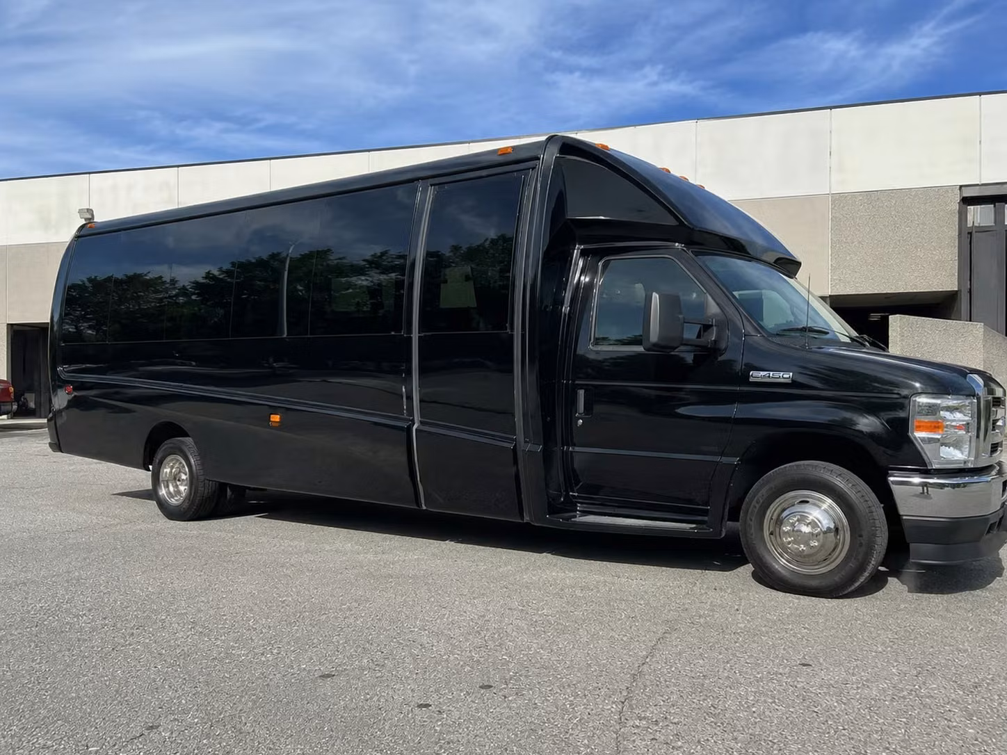 15 passenger minibus