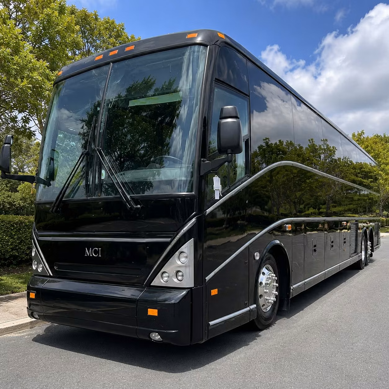 azura amphitheater and outdoor venue transportation near kansas city