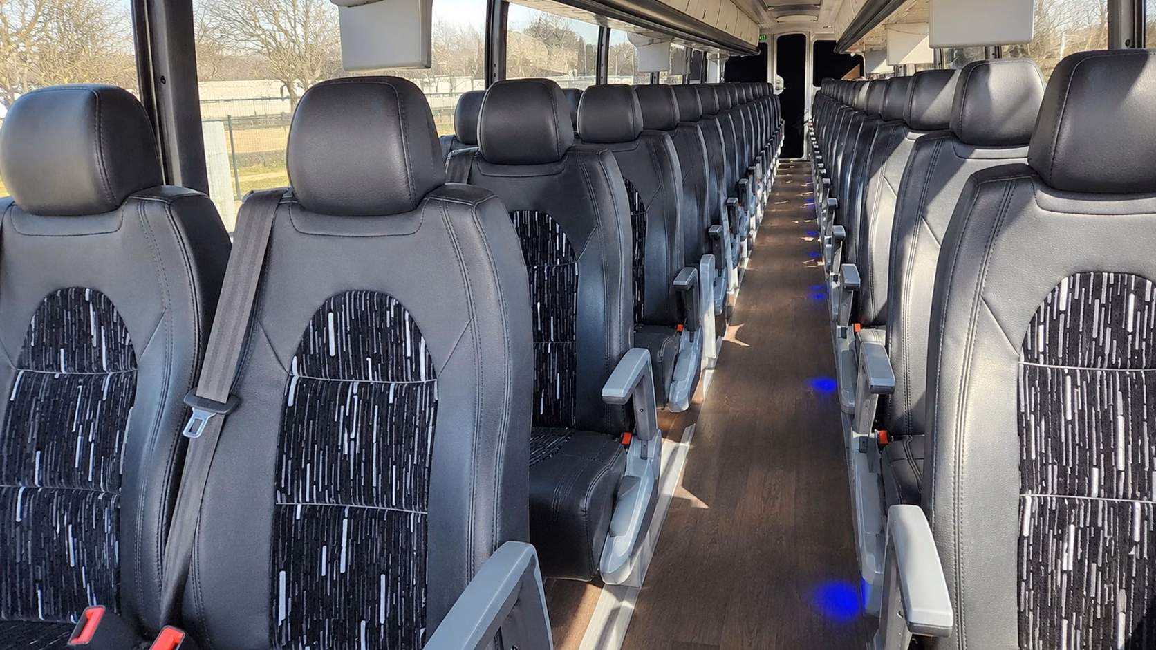 charter bus rentals for kansas city weddings