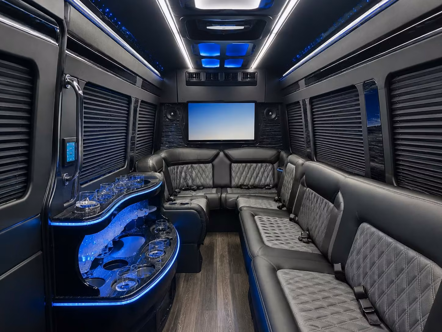 check out kansas city s outdoor and barn wedding venues a bus makes getting there easy
