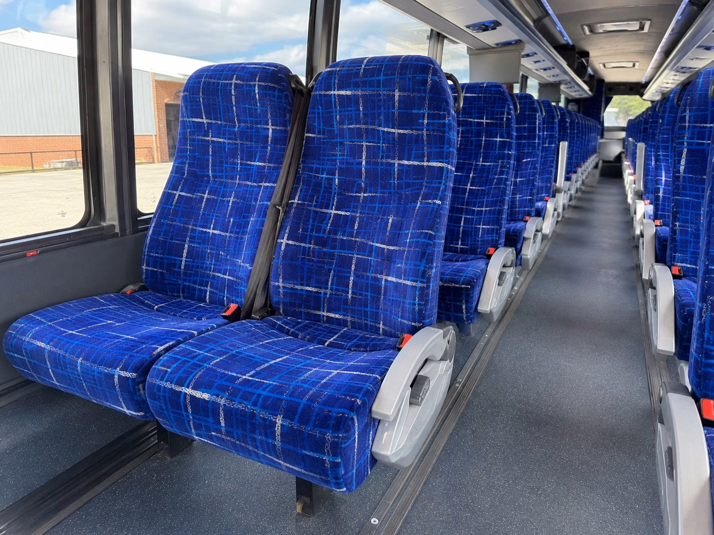 college basketball sporting event shuttles to t mobile center in kansas city